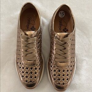 Patricia Nash Women's Metallic Sneakers